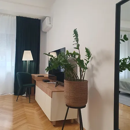 Apartman Bzs5 *